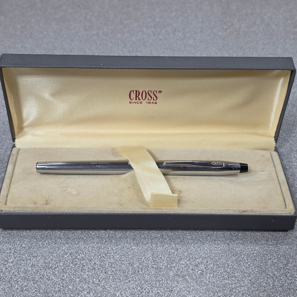 Cross Century Fountain Pen Chrome Vintage Gold Nib M with Box